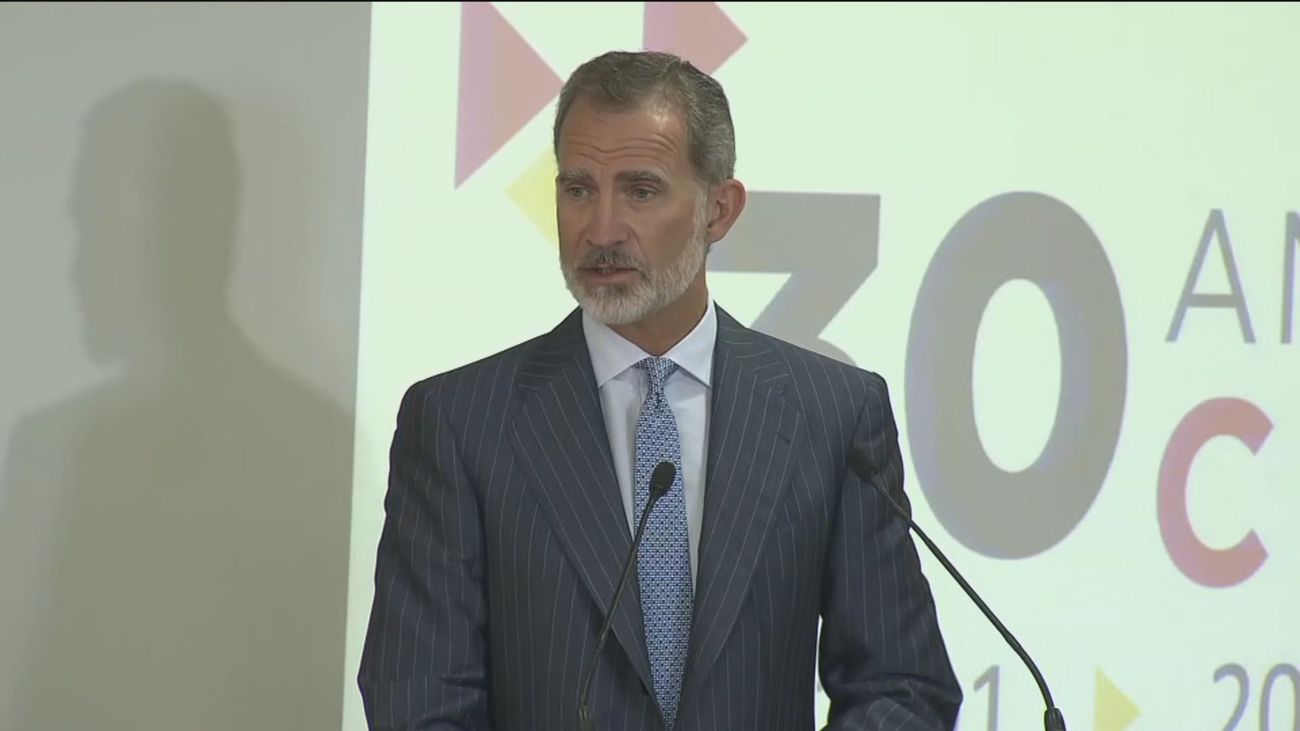 El Rey pide una recuperación económica solidaria y que garantice el empleo a todo el que quiera trabajar