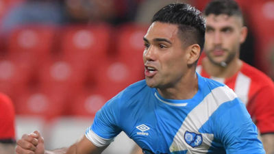 1-2. Falcao da la victoria al Rayo en San Mamés en el tiempo de descuento