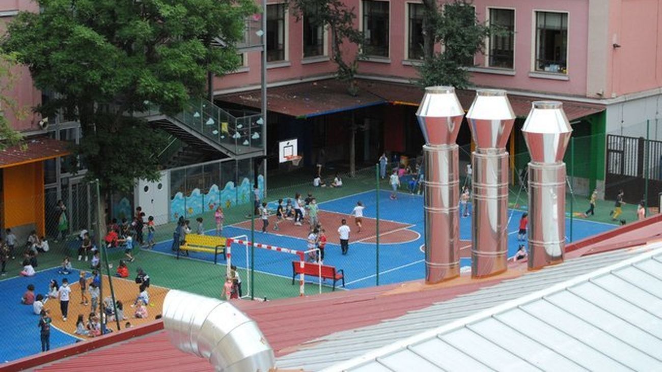 Reabren las cocinas 'fantasma' pegadas a un colegio de Arganzuela