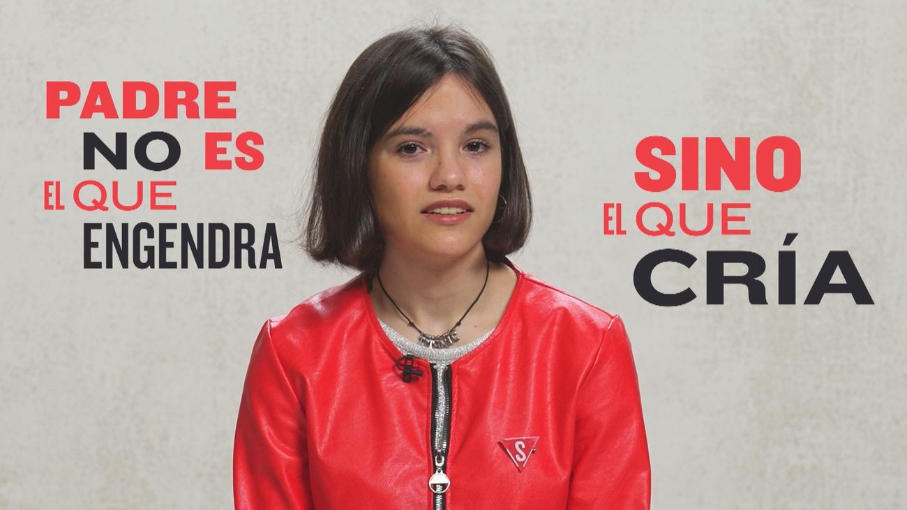 "Padre no es el que engendra, sino el que cría"