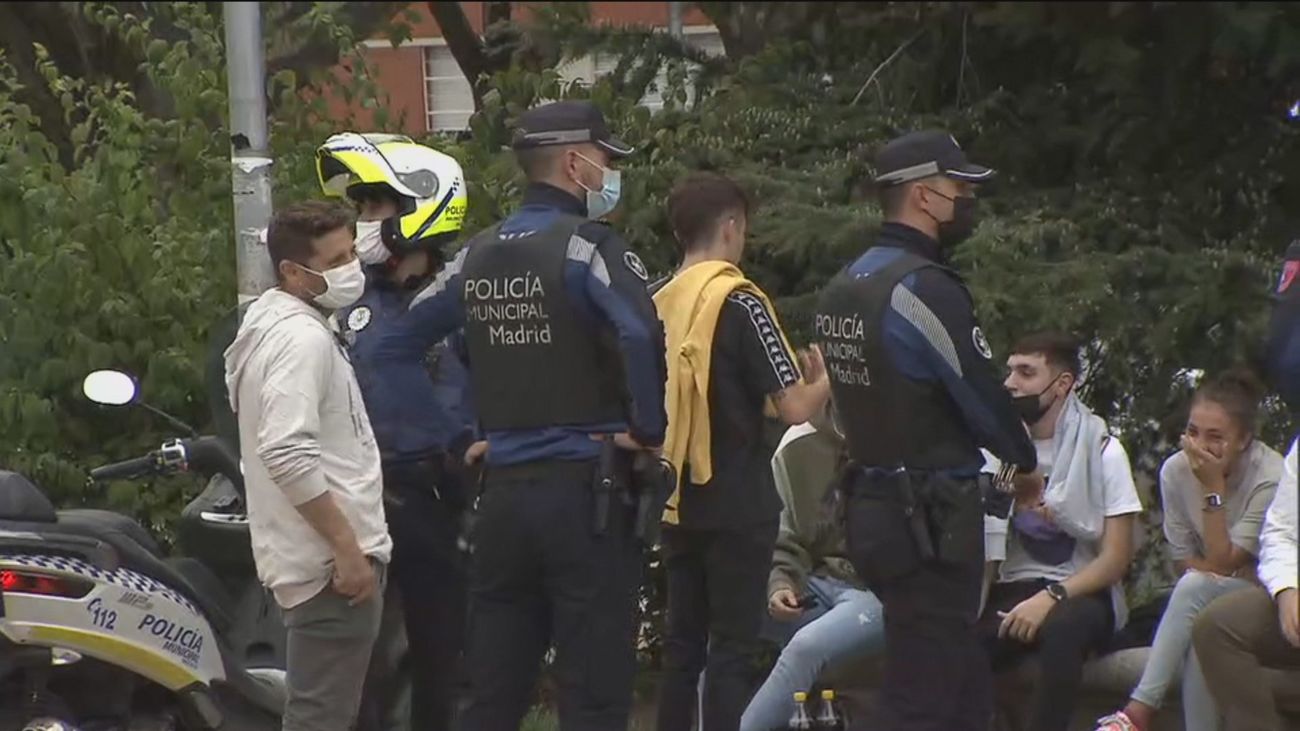 El despliegue policial frustra el botellón de la Complutense