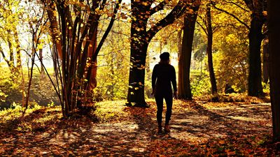 Los nacidos en otoño son los más longevos, según un estudio