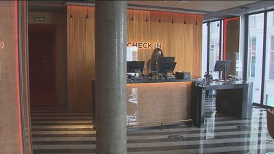 El sector del turismo recupera terreno en verano pero teme un mal final de año