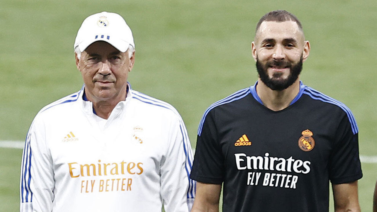 Ancelotti: "Benzema es como el vino; cuanto más viejo, mejor"