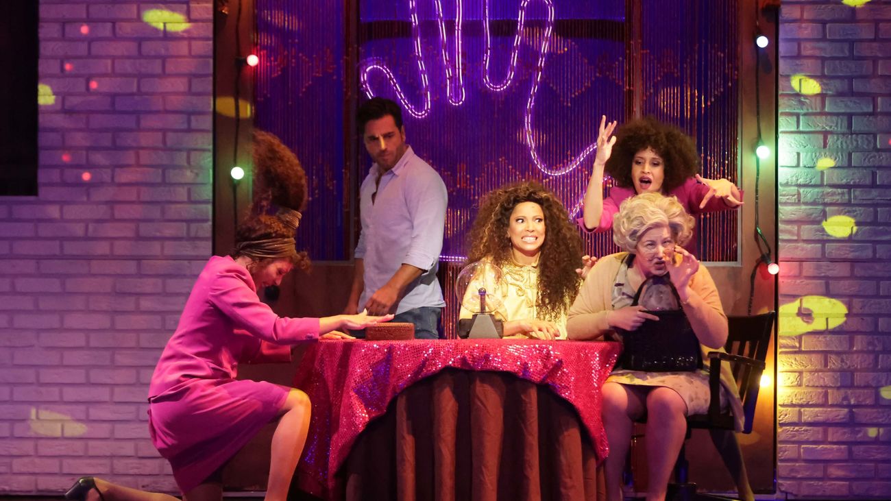 Vuelve a la Gran Vía de Madrid el musical 'Ghost'