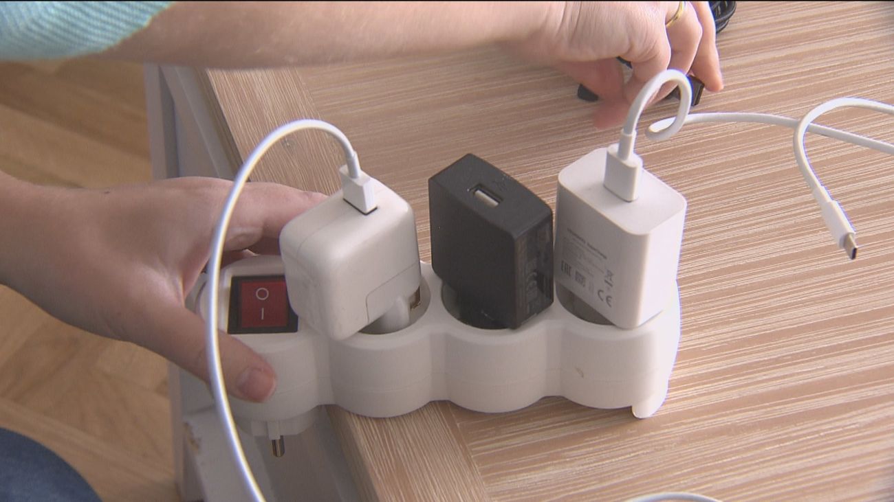 La Comisión Europea quiere imponer el cargador único en todos los aparatos: el USB C