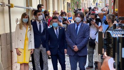 Puigdemont acusa a Sánchez de dialogar solo con quienes le apoyan en el Parlamento