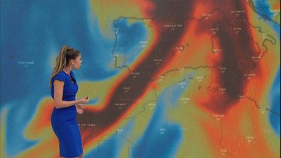 El dióxido de azufre del volcán de La Palma ya circula por la península