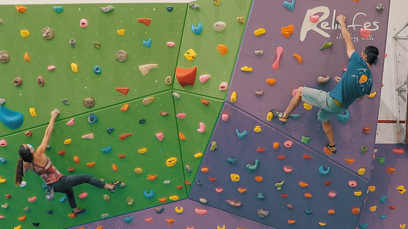 Manzanares, escuela de escaladores, cuenta con nuevo rocódromo