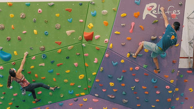 Manzanares, escuela de escaladores, cuenta con nuevo rocódromo