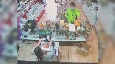 El 'estafador de comercios' vuelva a actuar en dos municipios de Madrid