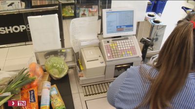 Más de la mitad de los productos de la cesta de la compra han aumentado de precio