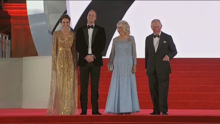 La familia real británica en la première de Londres / TELEMADRID