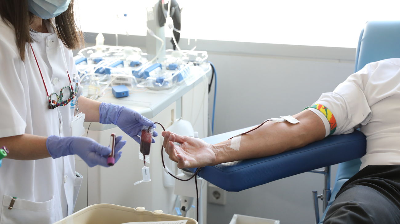 Piden donar sangre de cara al puente de diciembre con el grupo 0- en alerta roja