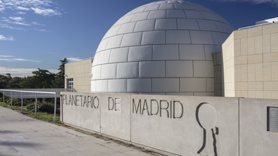 Planetario de Madrid, 35 años mirando desde Madrid al cielo