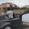 Buscan a los jóvenes que iban con medio cuerpo fuera del coche en la M-40 entre Carabanchel y Leganés