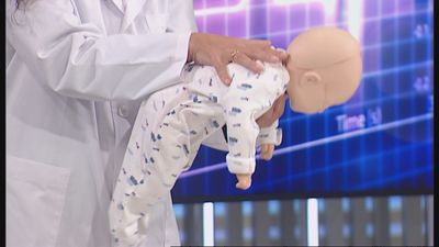 ¿Cómo actuar en caso de atragantamiento en un niño o bebé?