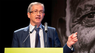 El gobernador del Banco de España urge al Gobierno a diseñar un plan de consolidación fiscal