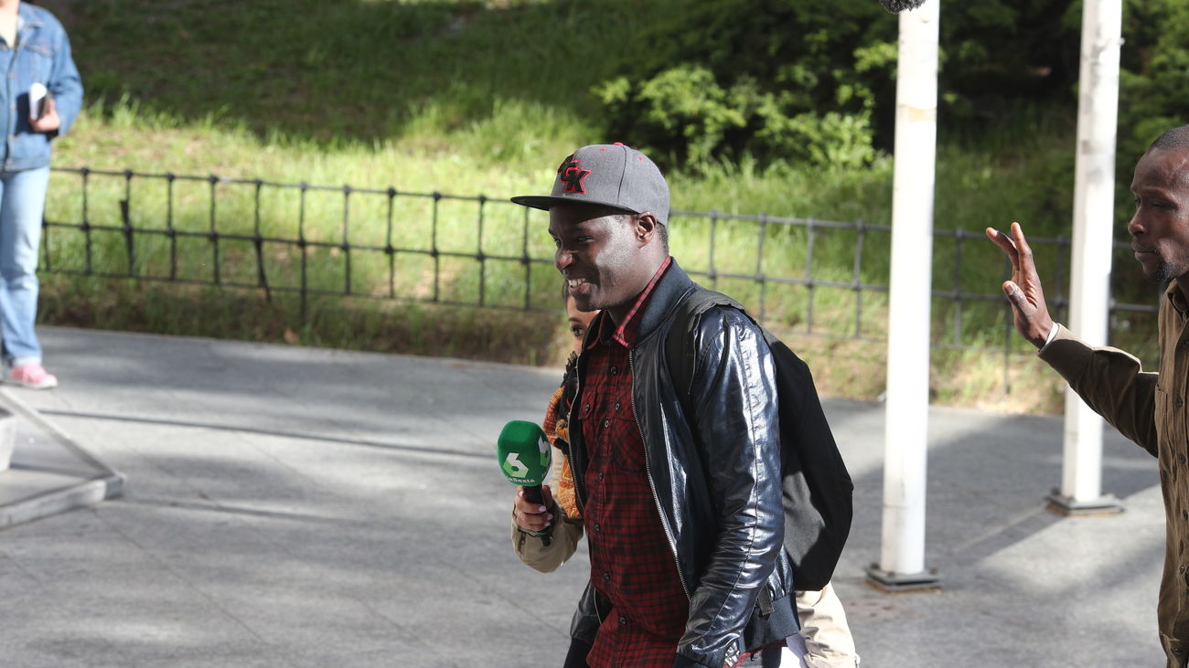 A juicio el representante de manteros por injuriar a la Policía tras la muerte de un inmigrante en Lavapiés en 2018