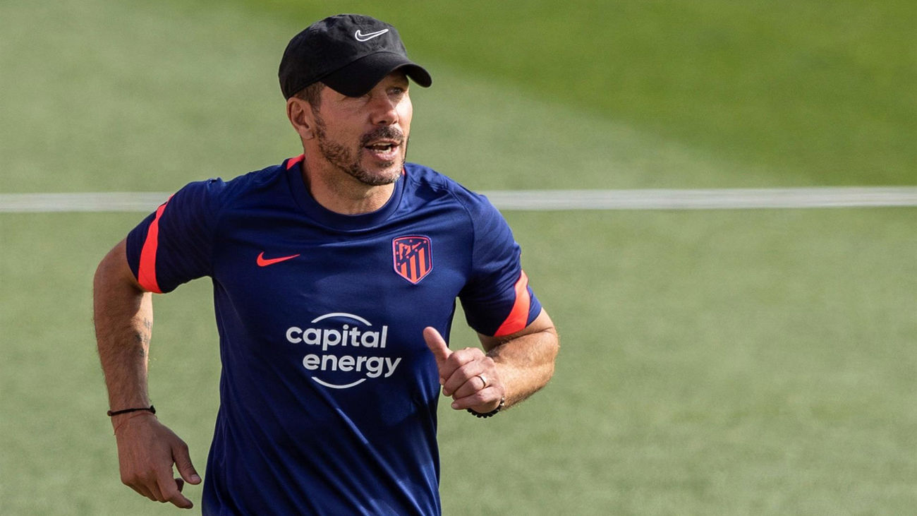 Simeone: “El Barça es un equipo que tiene muy buenos futbolistas”