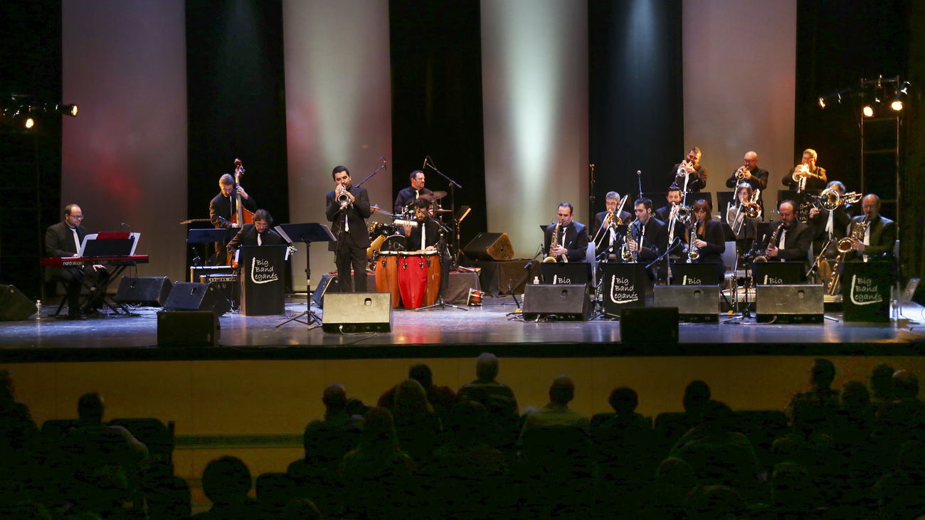 Actuación de la Leganés Big Band
