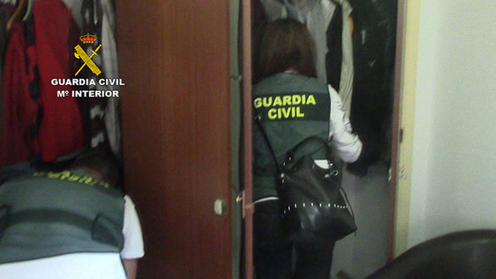 Registro en la vivienda del detenido / GUARDIA CIVIL