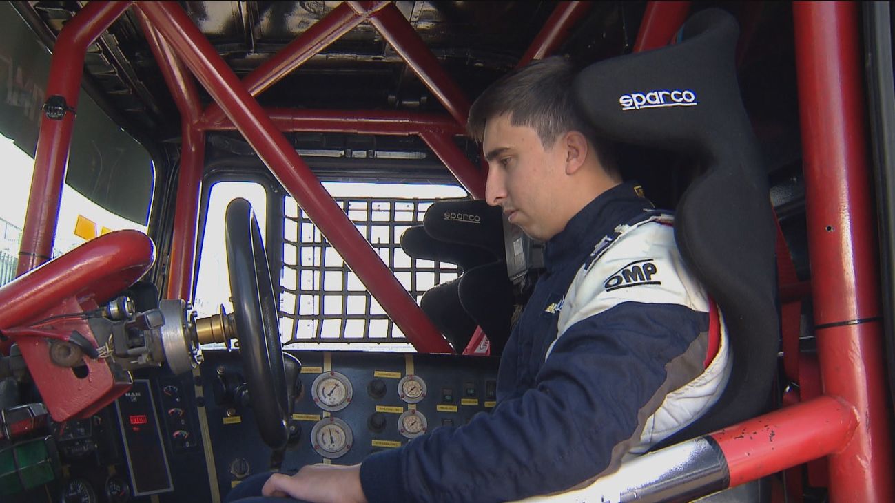 Nervios y adrenalina en la vuelta de las carreras de camiones en el Circuito del Jarama