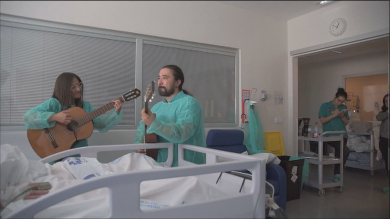 Vuelve la musicoterapia al Hospital de Torrejón para humanizar los cuidados intensivos