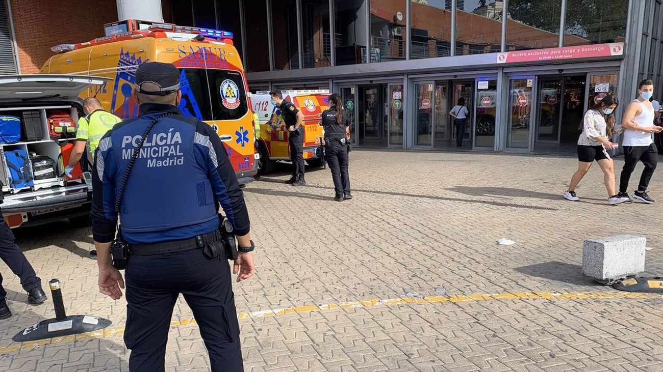 Policías y Samur en Atocha