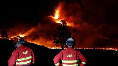 Aumenta la actividad explosiva del volcán  de La Palma y no se descarta la aparición de nuevas bocas