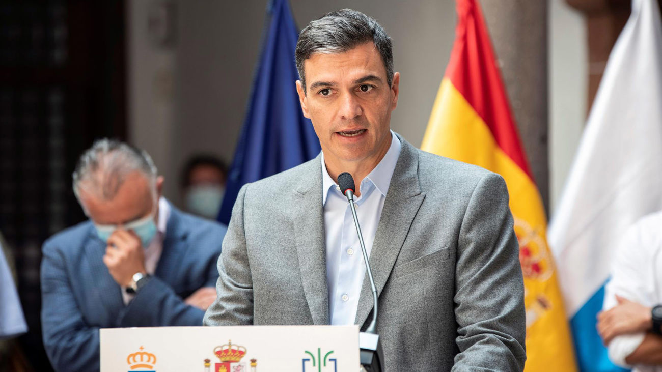 Sánchez anuncia 200 millones en ayudas para afectados del volcán de La Palma