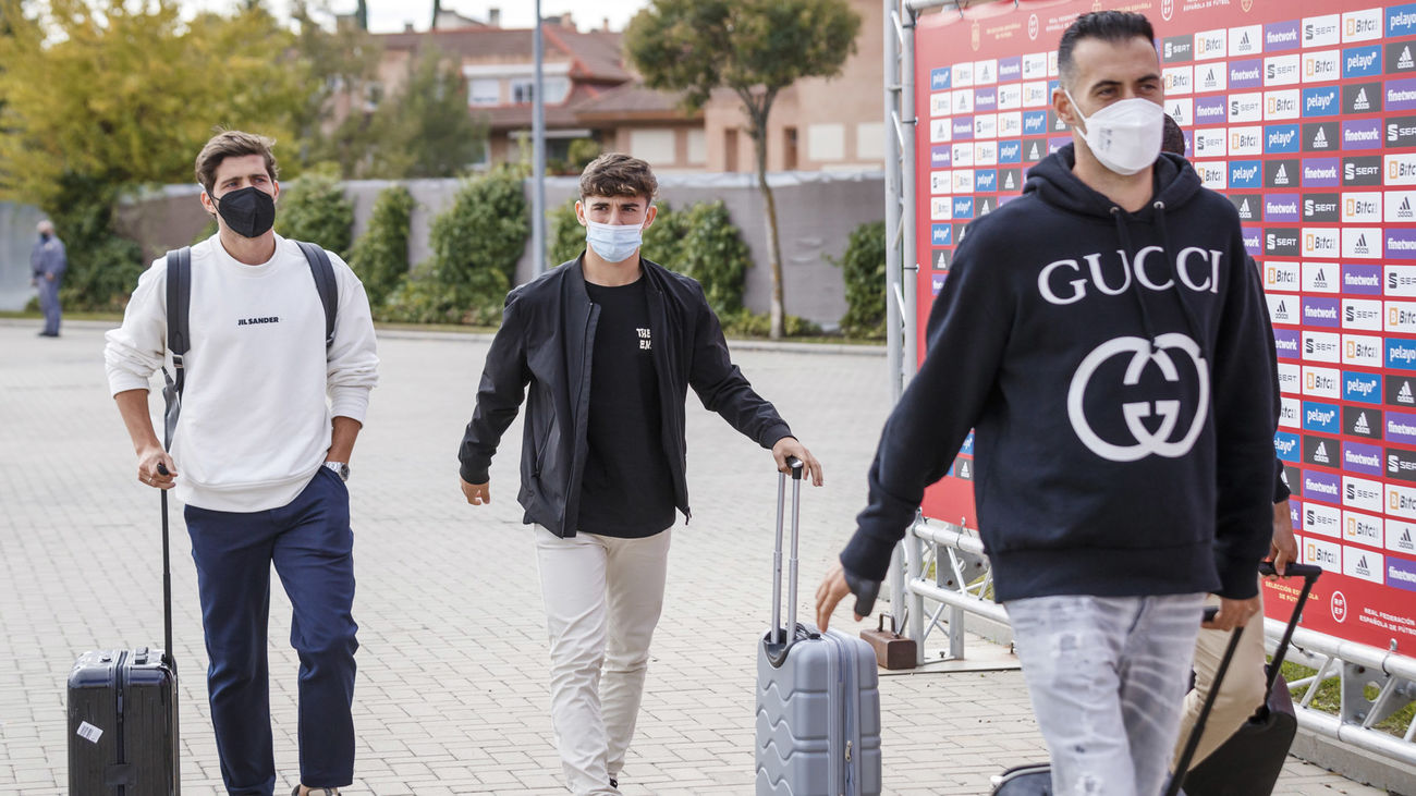 España se concentra con novedades