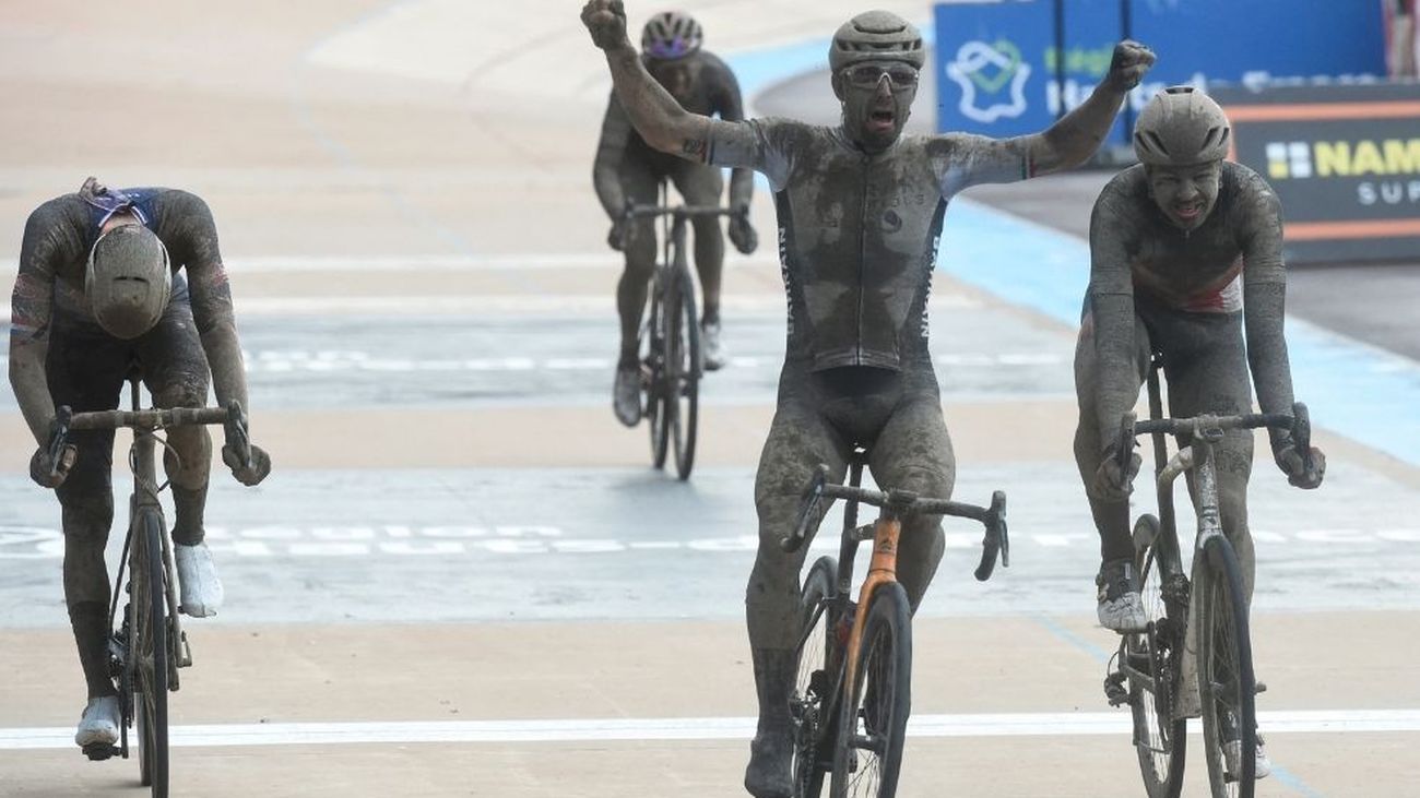 Colbrelli gana en el infierno de la París-Roubaix