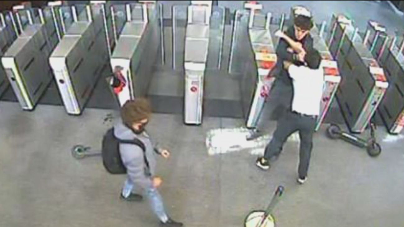 Agresión a un taquillero de Cercanías en Tres Cantos tras recriminar a unos jóvenes por no usar mascarilla