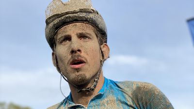 Iván García Cortina, mejor español en la Paris - Roubaix