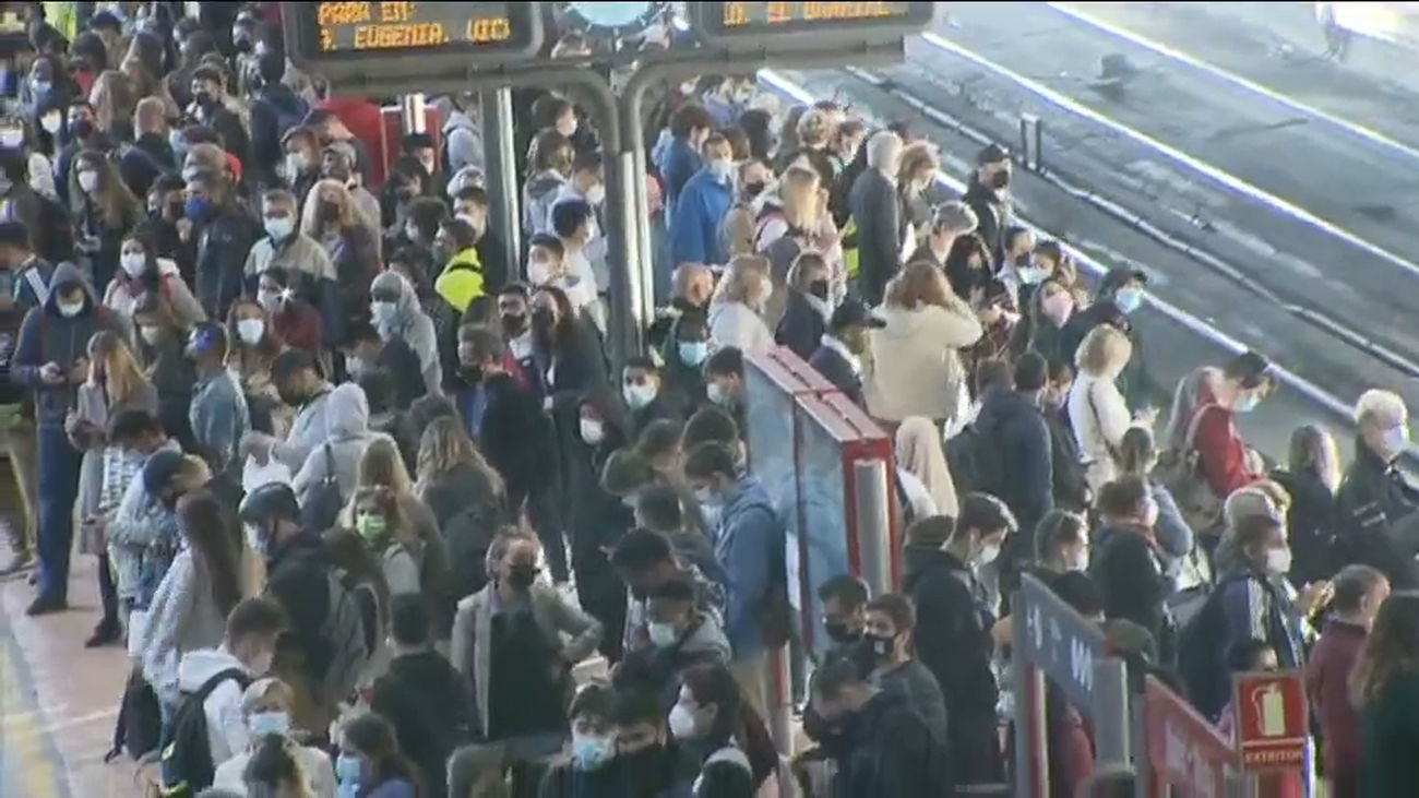 Renfe suprime 92 trenes de Cercanías  en Madrid  y acusa a los maquinistas de incumplir los servicios mínimos