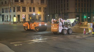 Las obras de la Plaza de España avanzan con el asfaltado para estar terminadas en noviembre