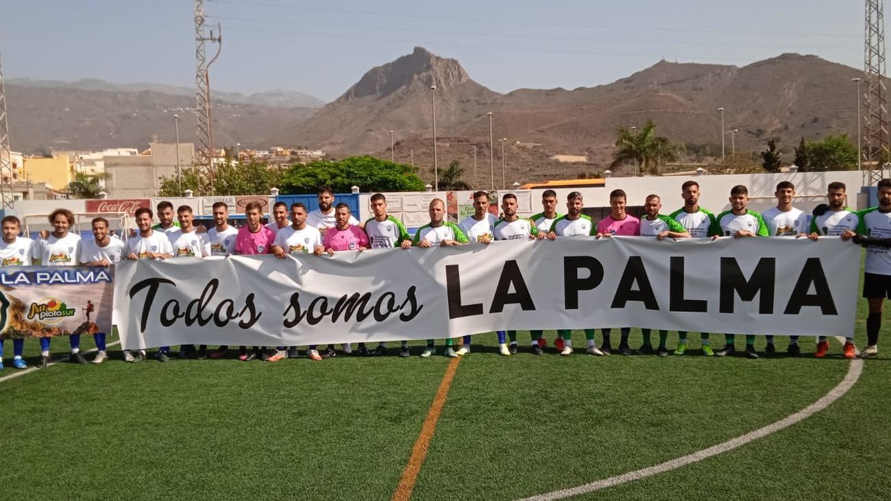 Jordan Pérez, capitán del Atlético Paso: "Vivimos con el miedo cada día"
