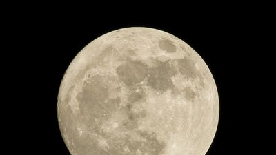 La NASA dirige sus cámaras hacia una zona de la Luna nunca explorada por humanos