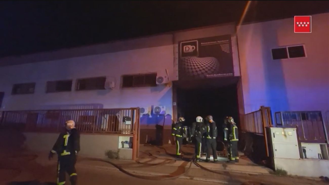 Incendio en una nave industrial de  Ciempozuelos