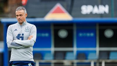 Luis Enrique: "Me muero de ganas de hablar pero no voy a entrar"