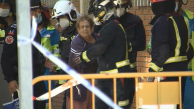 Realojan a las familias afectadas por el derrumbe de una escalera en Móstoles