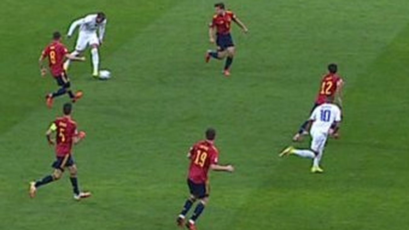 Esquinas Torres sobre el gol  de Mbappé: "Es un fuera de juego de libro"