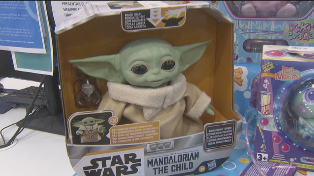 Baby Yoda, los dinosaurios, los tamagotchis... serán más caros esta Navidad
