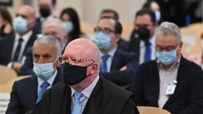 Villarejo vuelve a sentarse en el banquillo en el primer juicio de la macrocausa 'Tándem'