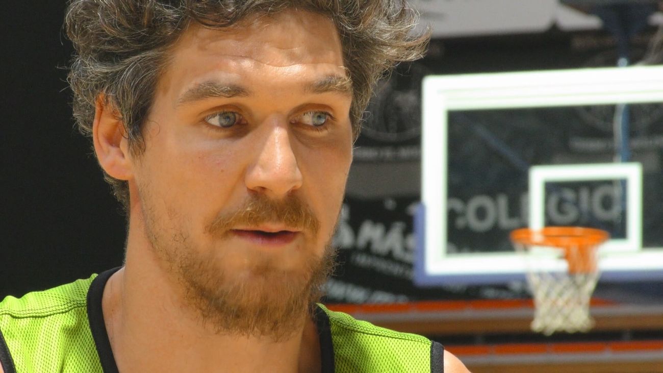 Chema González, creador de la escuela 'Baloncesto sin rasgos'