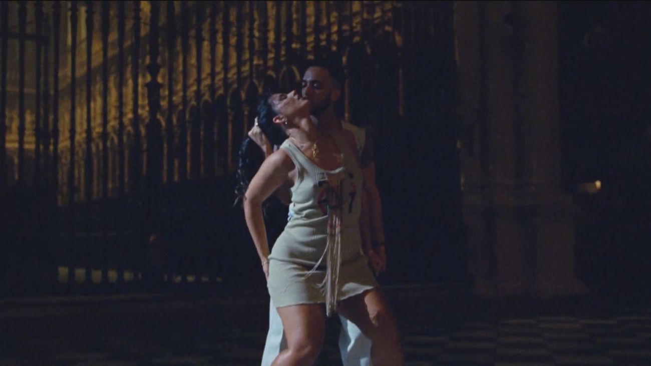 C. Tangana responde a la polémica ocasionada tras grabar su videoclip en la catedral de Toledo