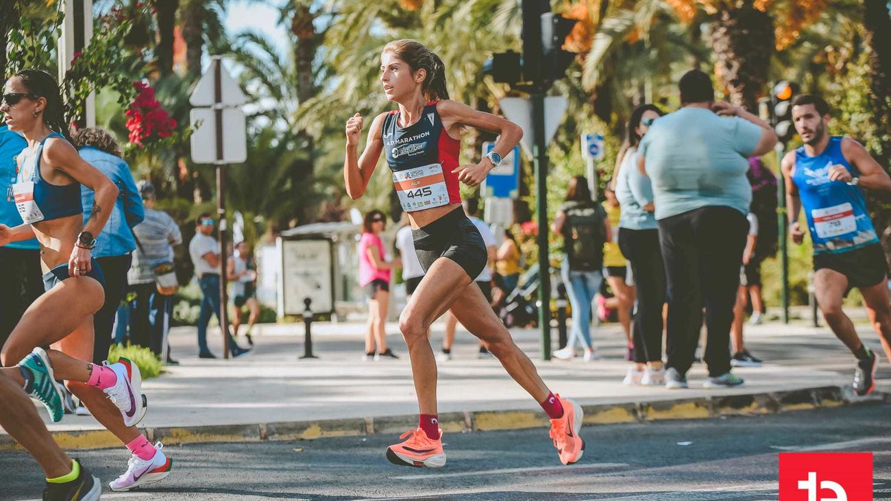 Alejandra Sánchez analiza la plata en la Media Maratón de Elche