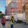 Vecinos de la calle Fuencarral se quejan del ruido de las furgonetas de reparto en la Plaza Raffaella Carrà