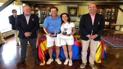 Paradinas y Soler, bronce en el Campeonato de España Dobles Mixto Senior de golf